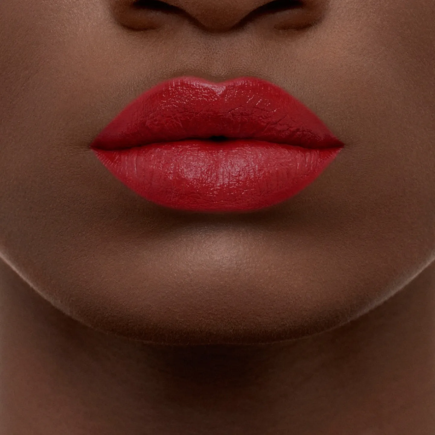 Burberry Kisses – The Red No.106