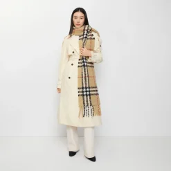 Check Alpaca Wool Blend Bouclé Scarf