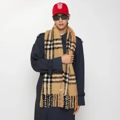 Check Alpaca Wool Blend Bouclé Scarf