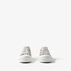Check Sneakers