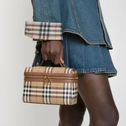 Check Vanity Bag​